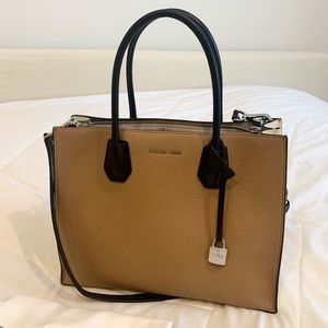 MICHAEL KORS bag
